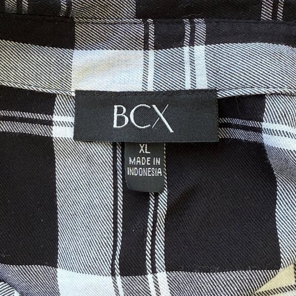 BCX Black & White Plaid Button-Up Shirt Roll-Tab Sleeves & Split Back Hem Sz XL - Picture 6 of 7